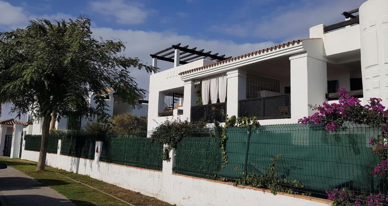 A Golf & Beach Chez Pascale Et Alain La La Alcaidesa Exterior photo