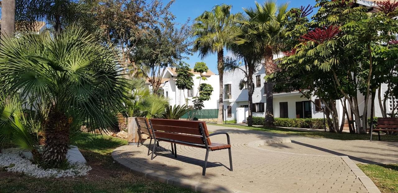 A Golf & Beach Chez Pascale Et Alain La La Alcaidesa Exterior photo